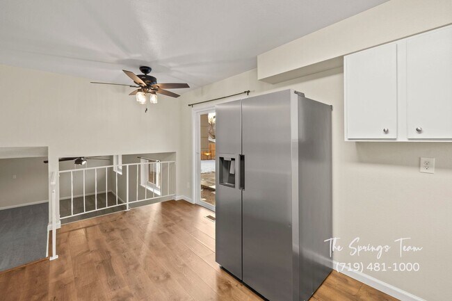 Building Photo - CHARMING 4BD on QUIET EASTBOROUGH CUL-DE-SAC- Security Deposit Waiver Available