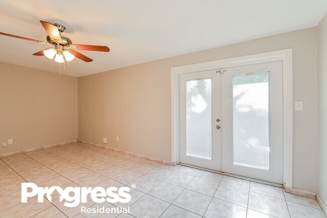 Building Photo - 8302 Tuckahoe Ct