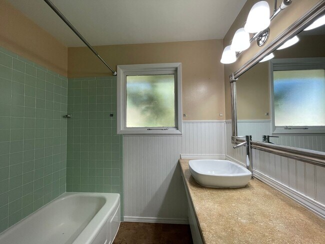 Building Photo - ***Coming Soon Mid July***Beautiful Northwest Rancher