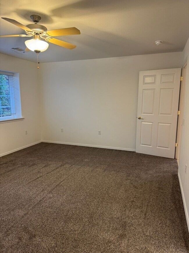 Building Photo - MHDuke2