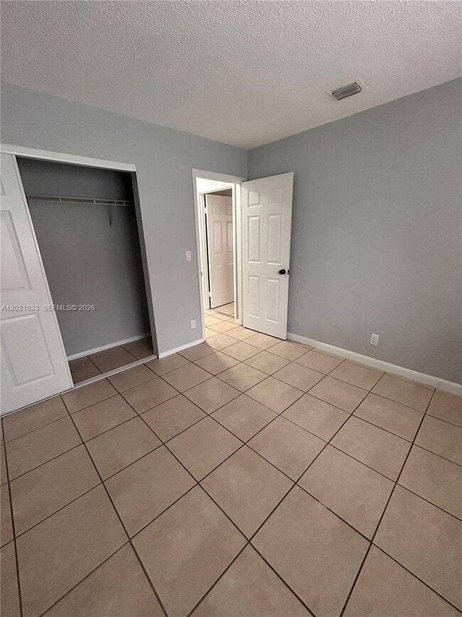 Building Photo - 2067 Ilene Ct