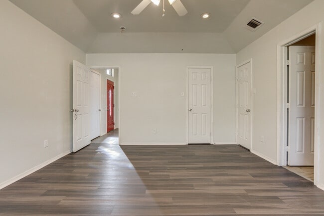 Building Photo - 1608 48th St