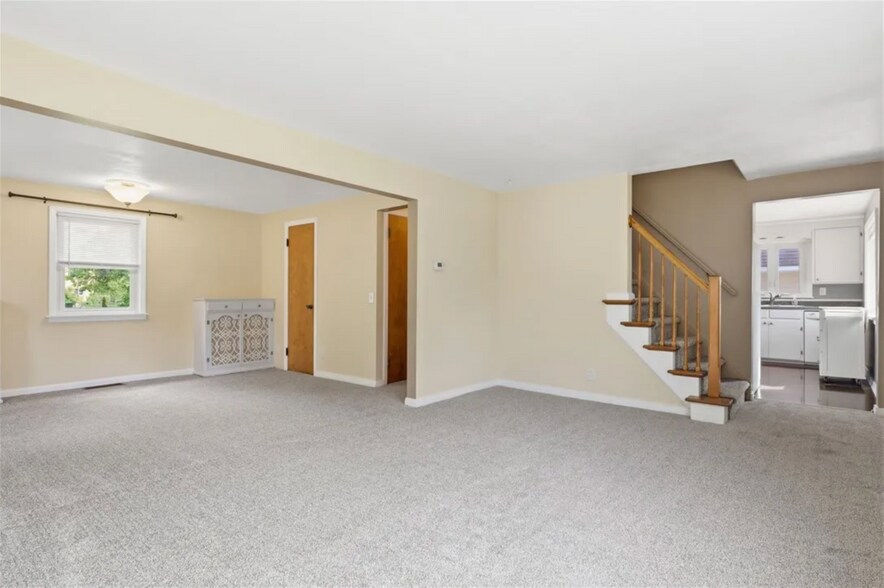 Building Photo - 27 Pleasant View Dr