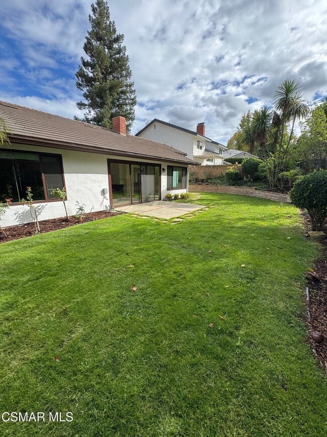 Building Photo - 893 Blue Spring Dr