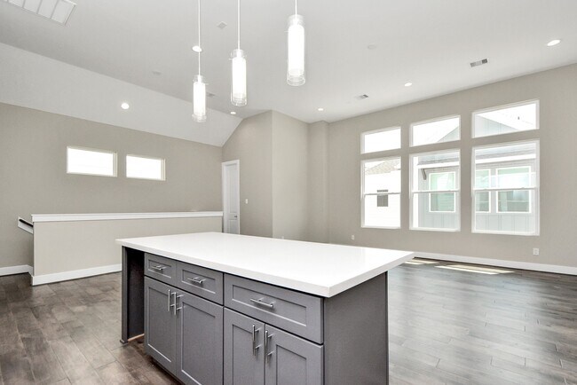 Building Photo - 5507 Beall St