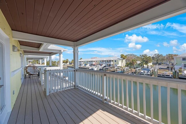 Building Photo - 5092 Beach Dr SE
