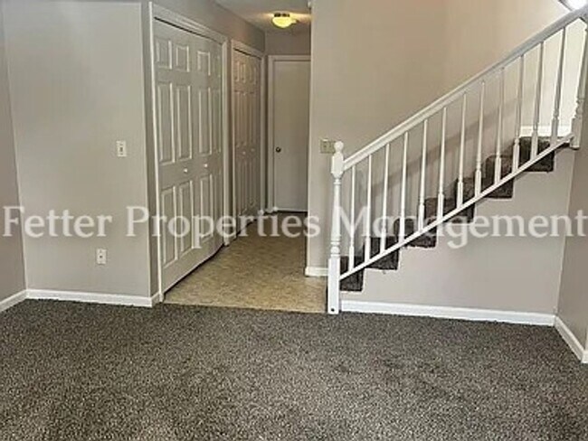 Building Photo - 1388
