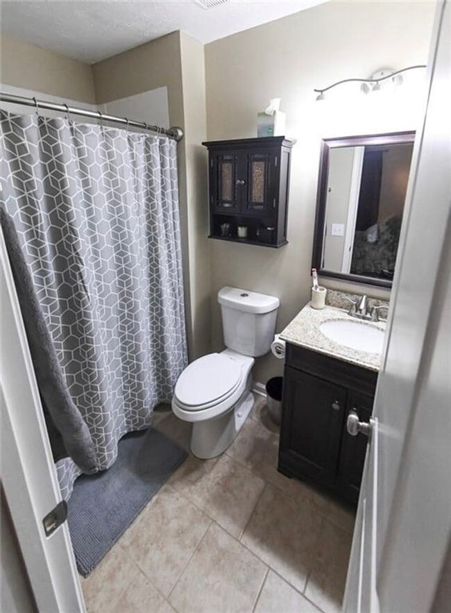 Building Photo - Super Cute One Level Home in Shelton Park