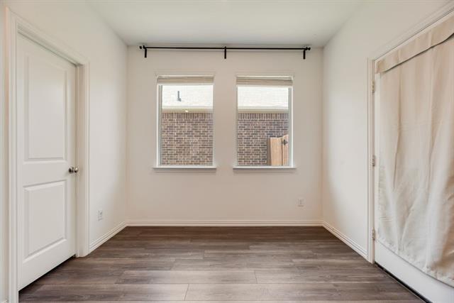 Building Photo - 7109 Crepe Myrtle Ave
