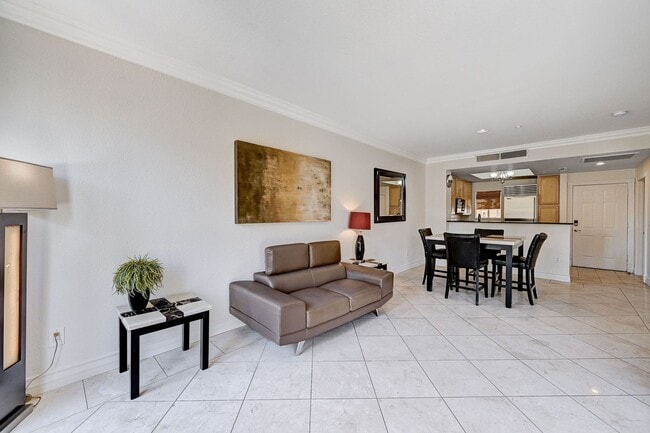 Building Photo - Luxurious Meridian Condo. Live 24/7 Guard ...