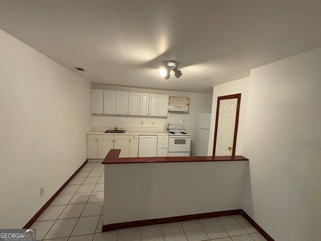 Building Photo - 45 Grandview Ct