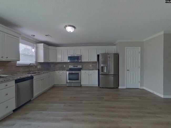 Building Photo - 235 Drooping Leaf Ln