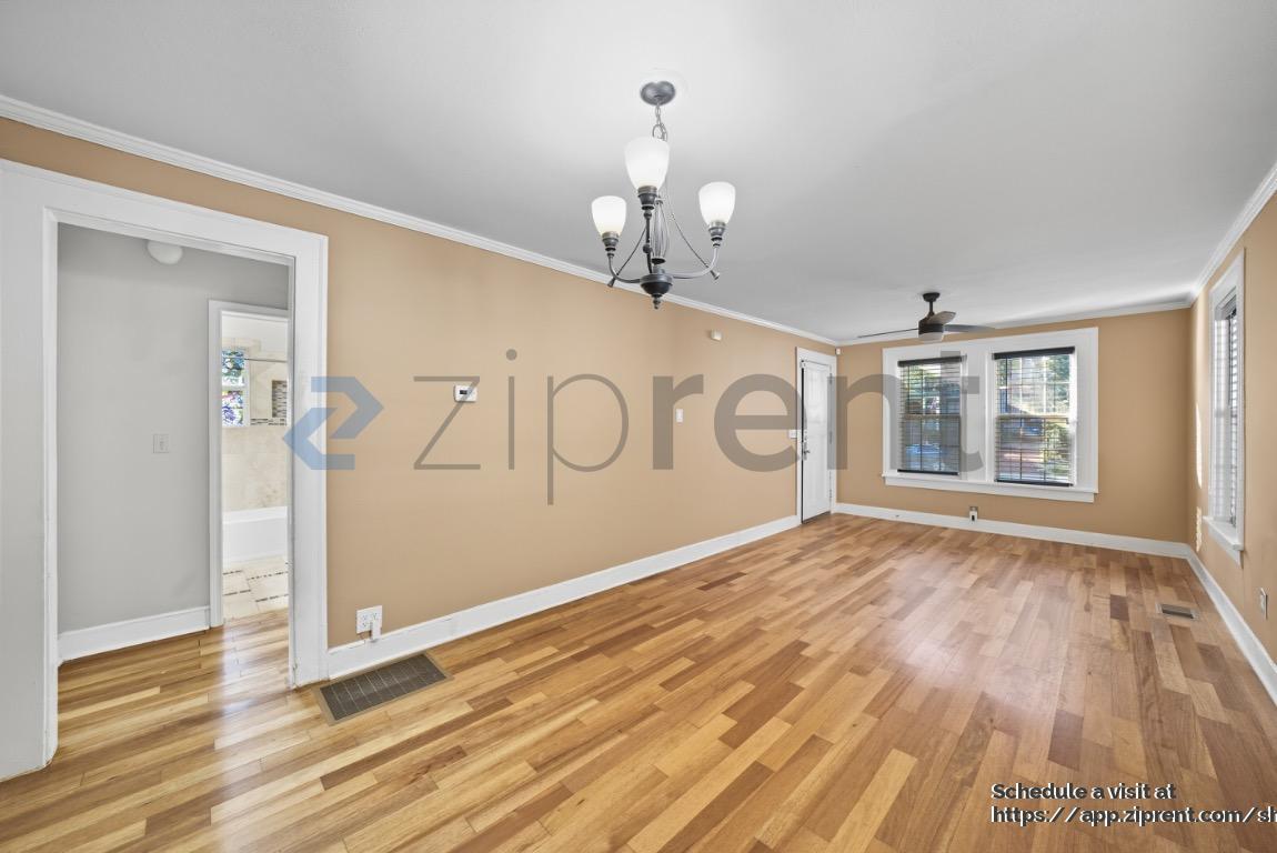 Building Photo - 888 Edgewood Ave NE