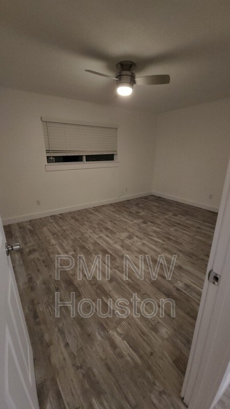 Building Photo - 2677 Gessner Rd