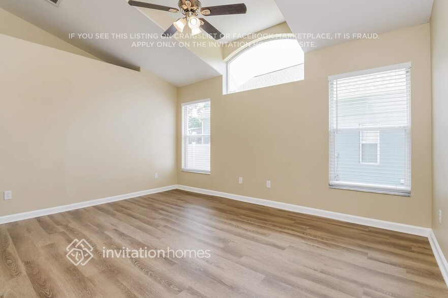 Building Photo - 15733 Bay Vista Dr