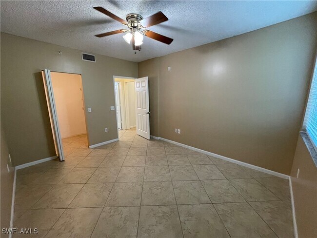 Building Photo - 1170 Reserve Way