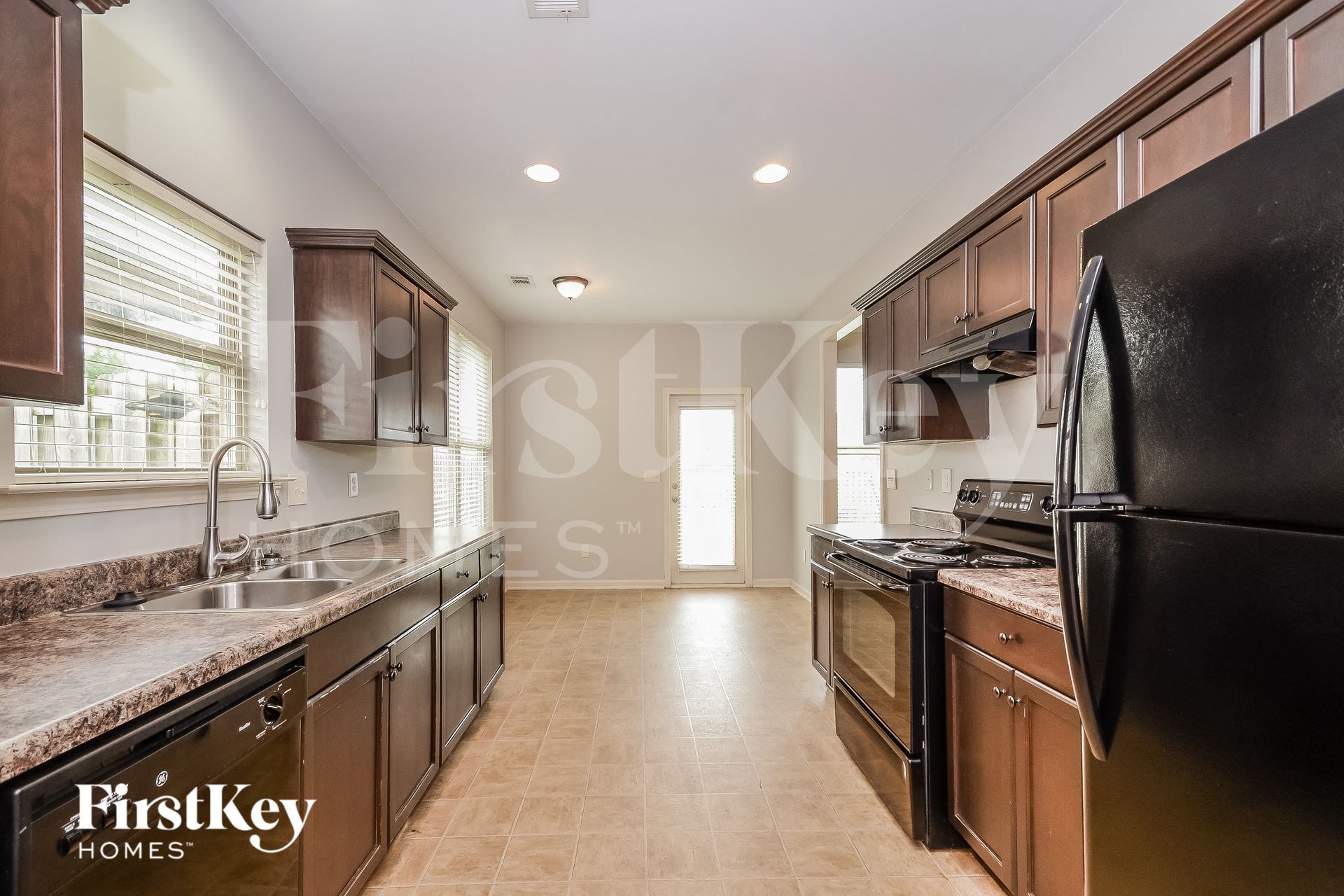 Building Photo - 4439 Sierra Ln