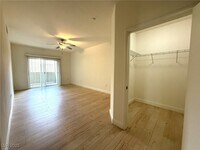 Building Photo - 50 Aura de Blanco St