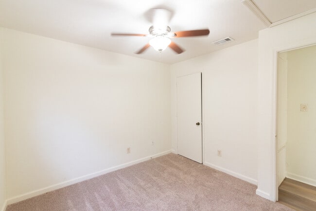 Building Photo - 3753 Maria Cir