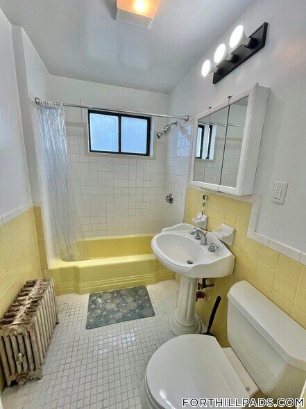 Building Photo - 49 Beech Glen St