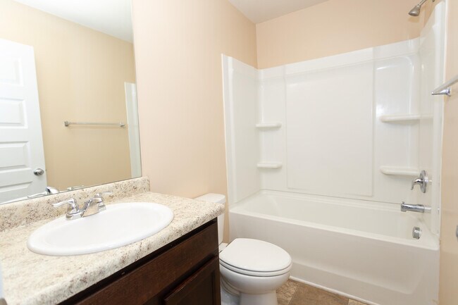 Building Photo - 4632 Southwind Rd