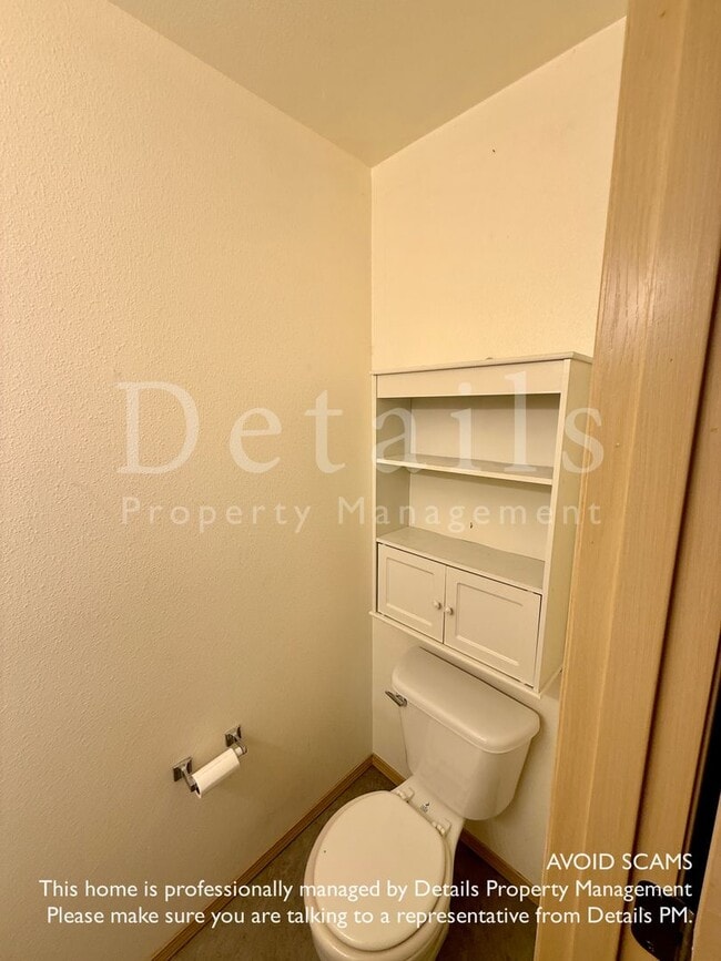 Building Photo - Francis Duplex