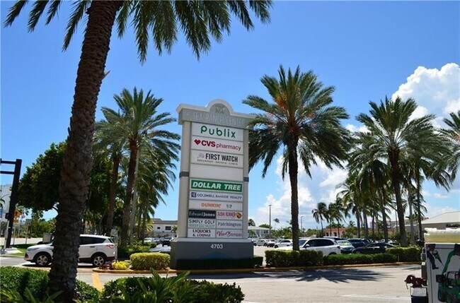 Building Photo - 5200 N Ocean Blvd