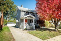 Building Photo - 6310 Hampstead Ave