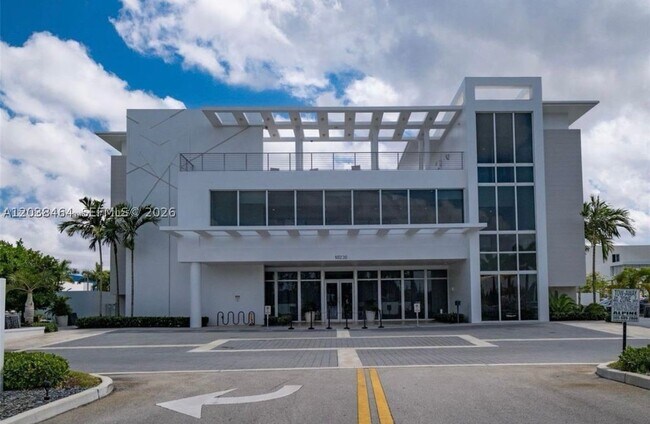 Building Photo - 6438 NW 104th Ct