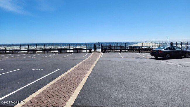 Building Photo - 675 Ocean Ave N