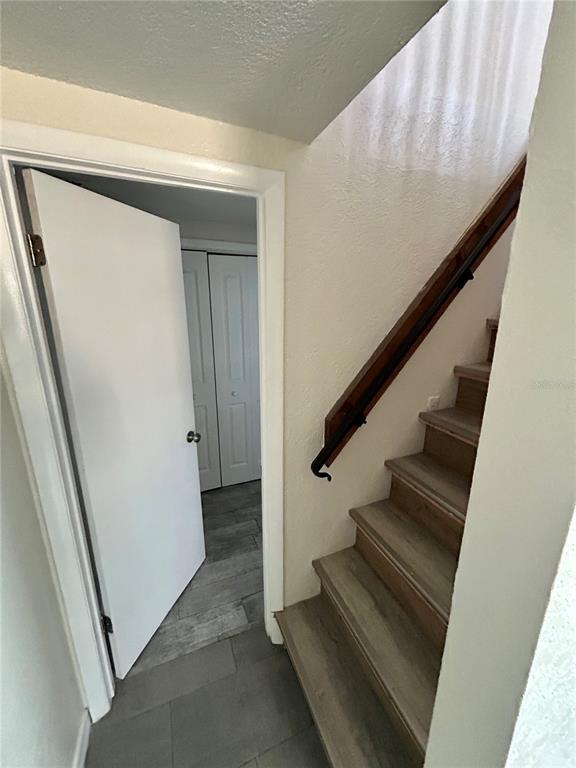 Building Photo - 18812 Carr Dr