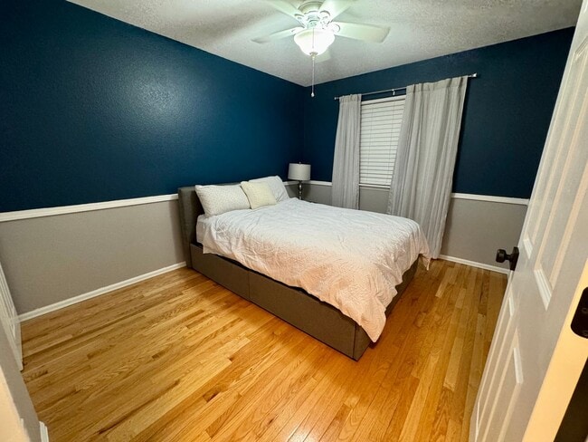 Building Photo - Beautifully Remodeled 3 Bed/3 Bath Home in Stetson Hills