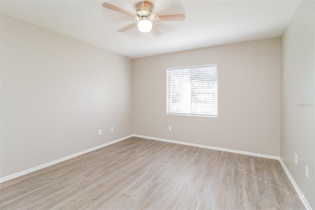 Building Photo - 301 Chutney Dr