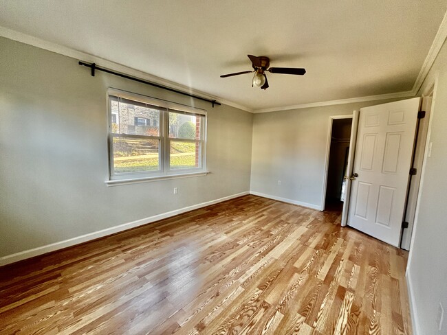 Building Photo - 434 N Armistead St