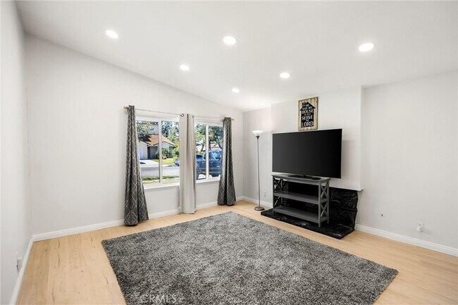 Building Photo - 13509 Destino St