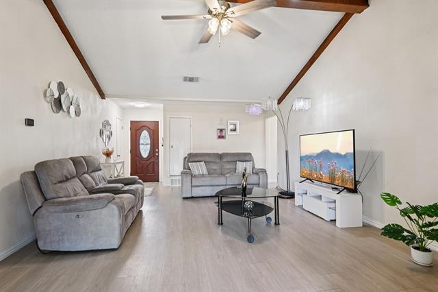 Building Photo - 2106 Avalon Ln