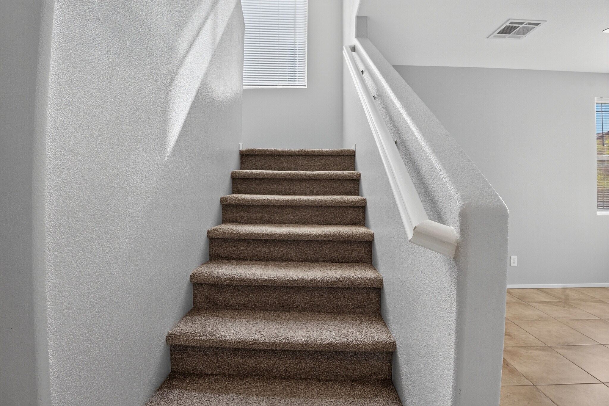 Building Photo - 10648 Bandera Mountain Ln