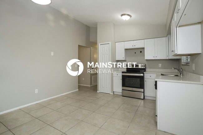 Building Photo - 3 Bedroom Pet-Friendly Home in Kissimmee, ...