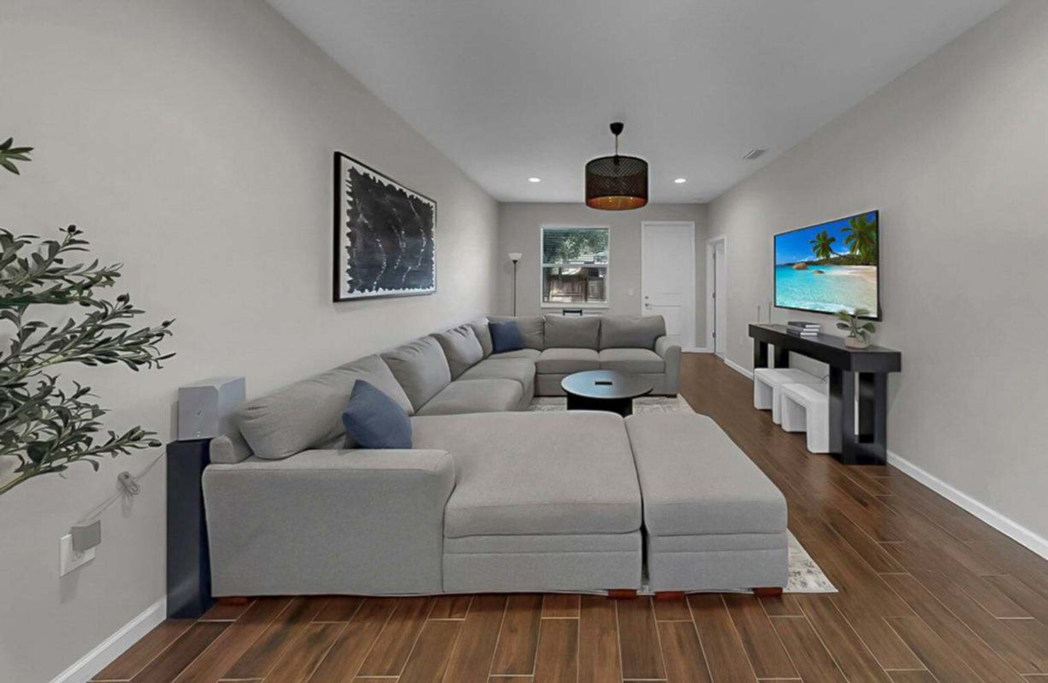 Building Photo - 3114 E 21st Ave