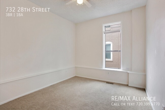 Building Photo - 732 28th St