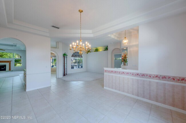 Building Photo - 13 Clear Ct