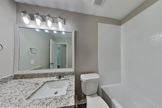 Building Photo - 20516 Hawkins Manor Ln