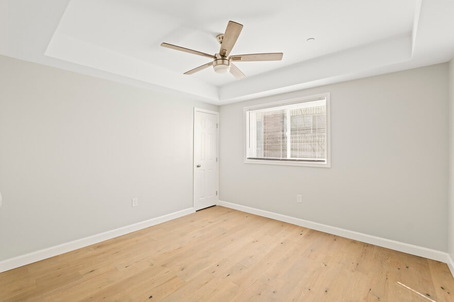 Building Photo - 812 2nd Ave N