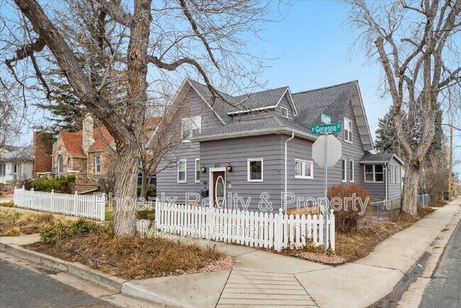 Primary Photo - 211 E Geneseo St