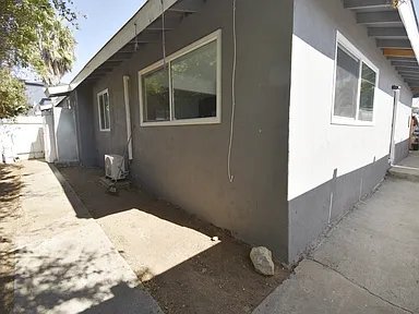 Building Photo - 824 Arcadia Pl