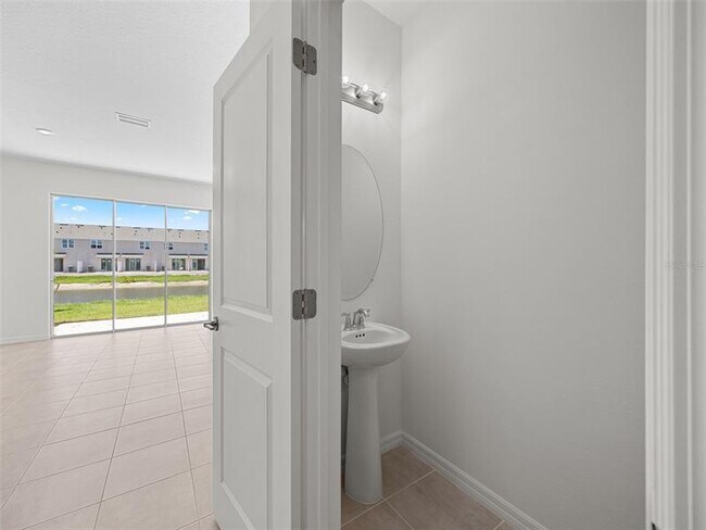 Building Photo - 5728 Haven Ter