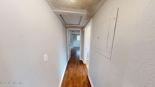 Building Photo - 5151 Alpha Ave