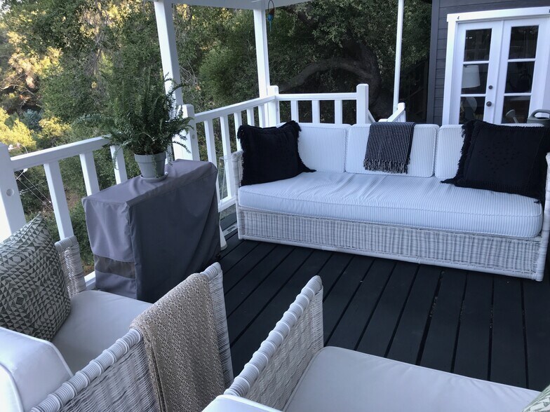 Building Photo - 109 Muerdago Rd