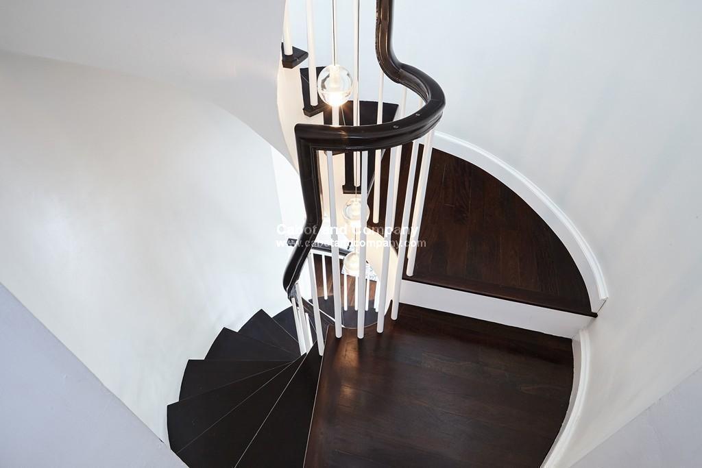 Building Photo - 124 Beacon St