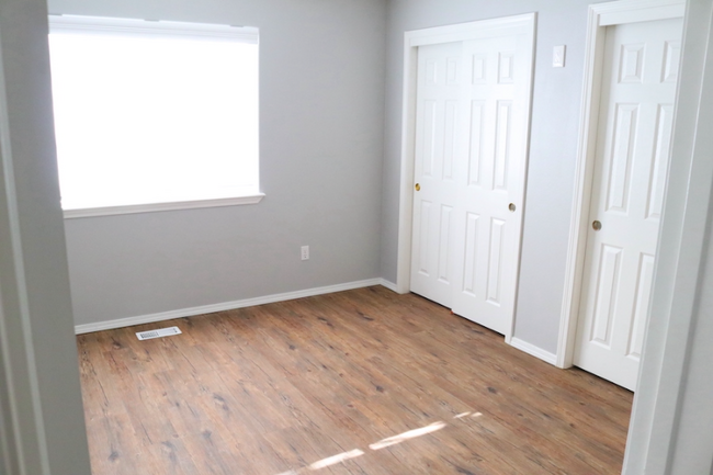 Building Photo - 11031 W Red Maple Dr